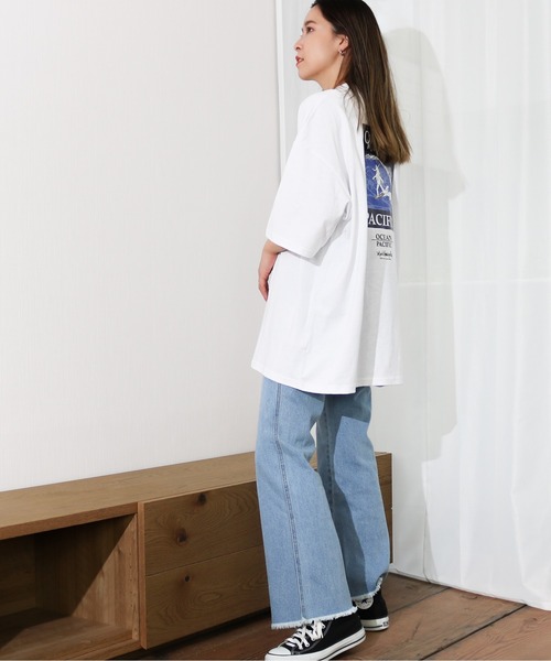 Mark Gonzales(マーク・ゴンザレス)の「MARK GONZALES×OCEAN PACIFIC/マークゴンザレス×オーシャンパシフィック "SURF"イラストプリントTEE(Tシャツ/カットソー・メンズ・ホワイト/ブラック/ベージュ/ミント・MEDIUM/LARGE/X-LARGE)」の8枚目の写真