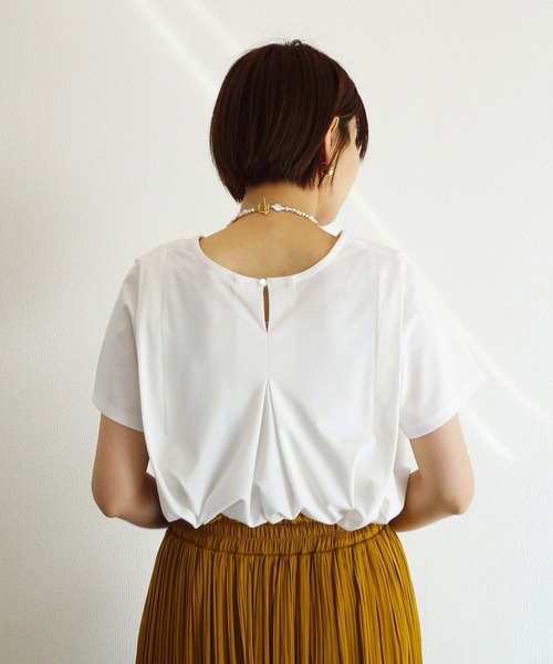 NICOLE white（ニコルホワイト）の「フレアーＴシャツ（Tシャツ/カットソー・レディース・ブラック/オフホワイト/オレンジ/ブルー・FREE）」の17枚目の写真