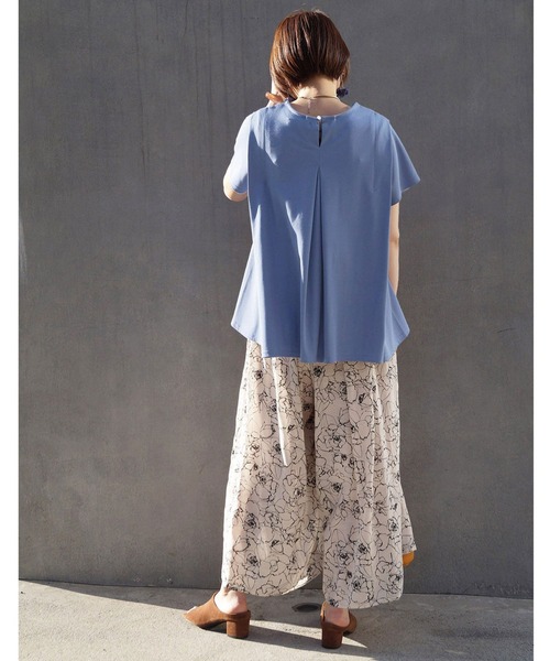 NICOLE white（ニコルホワイト）の「フレアーＴシャツ（Tシャツ/カットソー・レディース・ブラック/オフホワイト/オレンジ/ブルー・FREE）」の20枚目の写真