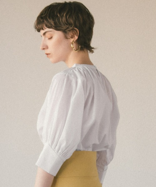 ACCL(エーシーシーエル)の「コットン ギャザーブラウス(シャツ/ブラウス・レディース・カーキ/ブラウン/ホワイト・FREE)」の7枚目の写真