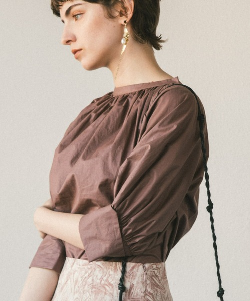 ACCL(エーシーシーエル)の「コットン ギャザーブラウス(シャツ/ブラウス・レディース・カーキ/ブラウン/ホワイト・FREE)」の18枚目の写真