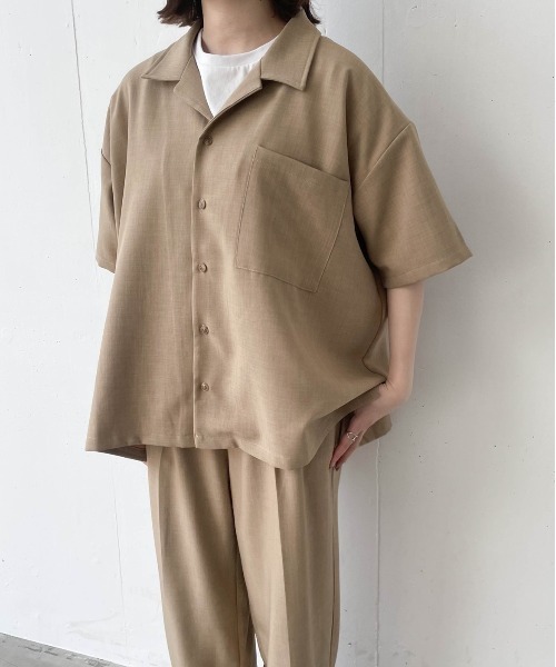 flaner（フラネ）の「ドライタッチ開襟シャツ【ユニセックス対応/セットアップ対応】（シャツ/ブラウス・レディース・ベージュ/カーキ/ナチュラル・MEDIUM/LARGE）」の8枚目の写真
