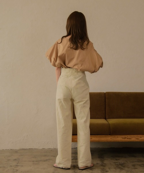 I_am（アイアム）の「design balloon shirt（シャツ/ブラウス・レディース・ホワイト/ベージュ/ブラウン・FREE）」の7枚目の写真