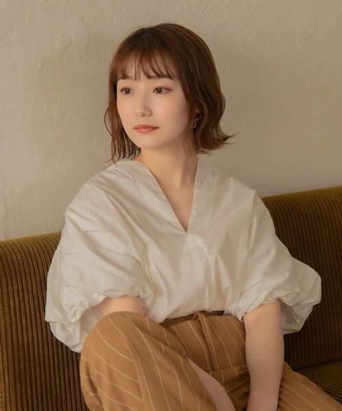 I_am（アイアム）の「design balloon shirt（シャツ/ブラウス・レディース・ホワイト/ベージュ/ブラウン・FREE）」の6枚目の写真