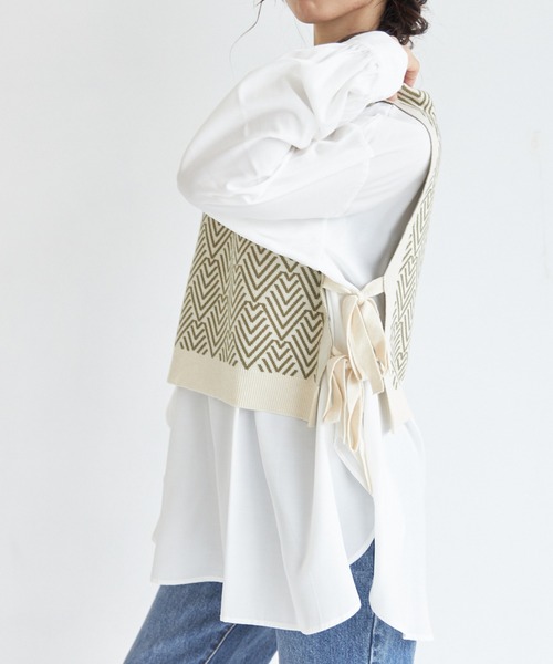 AIC.（エーアイシー）の「ジャガードニットベスト×ブラウスセット（アンサンブル・レディース・ブラック/ブラウン/グリーン・FREE）」の5枚目の写真