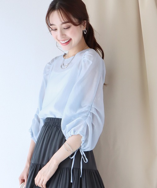 BLUEEAST(ブルーイースト)の「ボリュームシアーブラウス(シャツ/ブラウス・レディース・パープル/ブラック/ブルー/ホワイト・MEDIUM)」の1枚目の写真