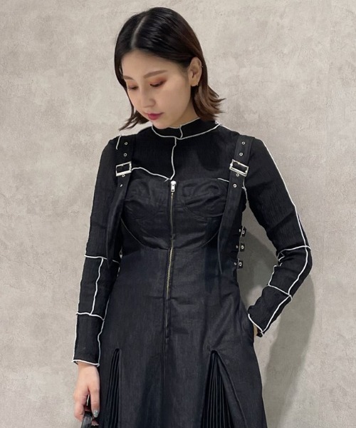 Candy Stripper 長袖トップス　シャーリング長袖トップス　黒 Candy Stripper（キャンディストリッパー）の「SHIRRING