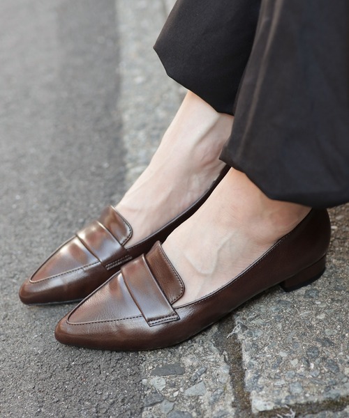 SESTO（セスト）の「ポインテッドトゥローヒールローファーパンプス（パンプス・レディース・ブラック/ベージュ/ブラウン/ピンク/グリーン・22.5cm/23.5cm/24.5cm/23.0cm/24.0cm/25.0cm/22.0cm）」の22枚目の写真