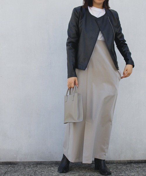 LAVEANGE（ラビアンジェ）の「フェイクレザーノーカラーライダースジャケット（ライダースジャケット・レディース・ブラック/グレイッシュベージュ・LL/3L/4L/M/L）」の19枚目の写真