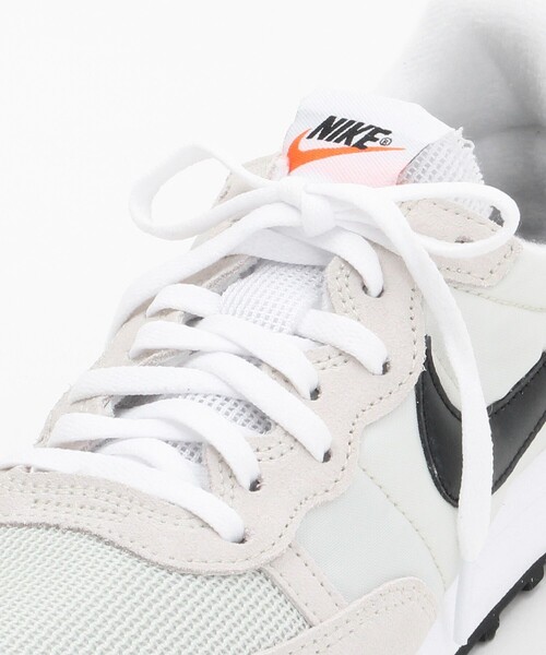 NIKE（ナイキ）の「【WEB限定】NIKE/ナイキ　CHALLENGER OG/チャレンジャーOG（スニーカー・レディース・ホワイト/ブラック/ベージュ・23.5cm/24.0cm/24.5cm）」の10枚目の写真