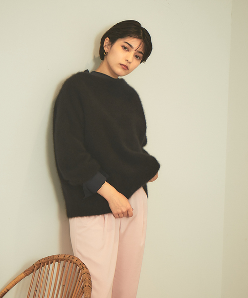 Rouge vif(ルージュヴィフ)の「ラクーンパフスリーブニット(ニット/セーター・レディース・ホワイト/ベージュ/ブラック・フリー)」の2枚目の写真