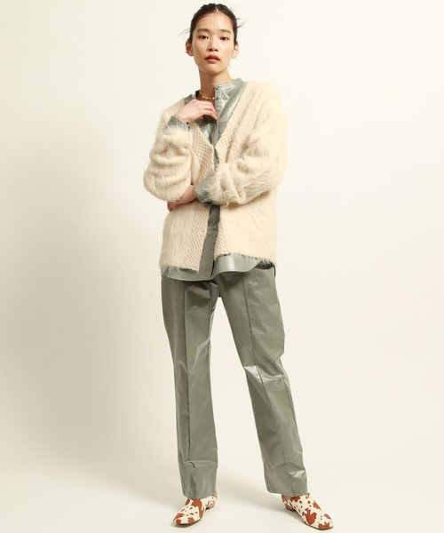 Ray BEAMS(レイビームス)の「Ray BEAMS / シャギー Vネック カーディガン(カーディガン/ボレロ・レディース・ライトブルー/オフホワイト・ONE SIZE)」の4枚目の写真