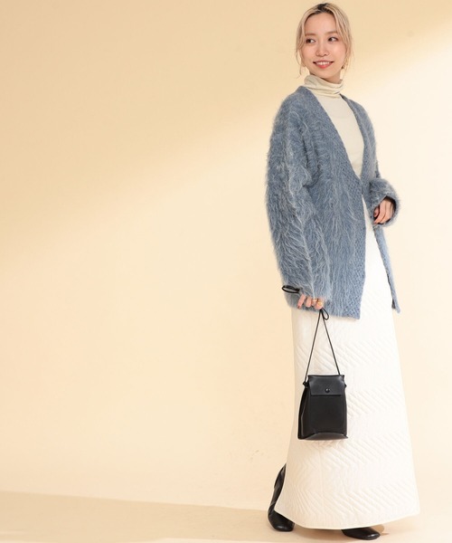 Ray BEAMS(レイビームス)の「Ray BEAMS / シャギー Vネック カーディガン(カーディガン/ボレロ・レディース・ライトブルー/オフホワイト・ONE SIZE)」の6枚目の写真