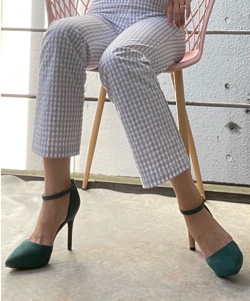 R&E（アールアンドイー）の「【21AW新作】【R&E】セパレートアンクルストラップスエードパンプス（パンプス・レディース・ブラック系その他/ベージュ系その他/グリーン・22.0cm/22.5cm/23.0cm/23.5cm/24.0cm/24.5cm）」の15枚目の写真