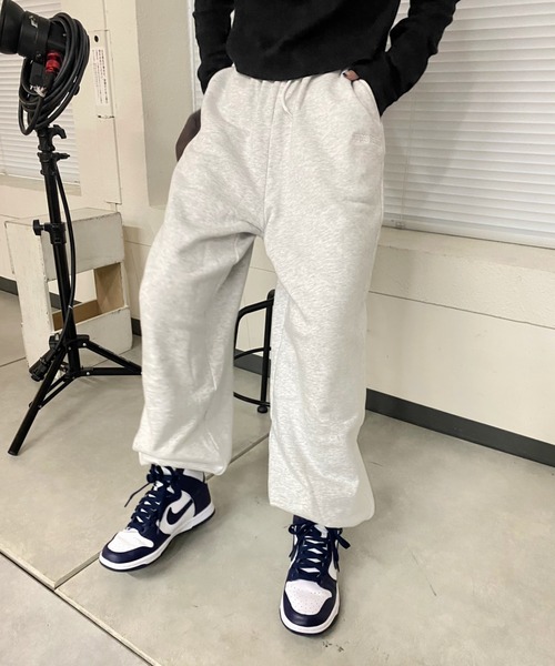 WHO'S WHO gallery（フーズフーギャラリー）の「PTNスウェパン（スウェットパンツ・レディース・ブラック/ブラウン/サックスブルー/グリーン/トップグレー/オートミール・FREE）」の12枚目の写真