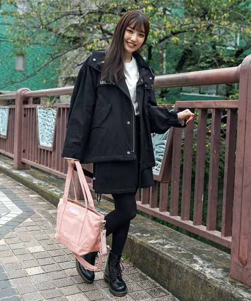 MILKFED.（ミルクフェド）の「EMBROIDERED BAR 2WAY TOTE BAG/ロゴ トートバッグ/ショルダーバッグ/A4収納（ショルダーバッグ・レディース・A/ホワイト/ベージュ/B/ネイビー/ライトパープル/ブラック/ライトピンク・ONE SIZE）」の20枚目の写真