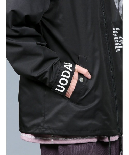 semantic design（セマンティックデザイン）の「セマンティックデザイン/semantic design プリント コーチジャケット（ブルゾン・メンズ・ブラック・MEDIUM/LARGE/X-LARGE）」の2枚目の写真