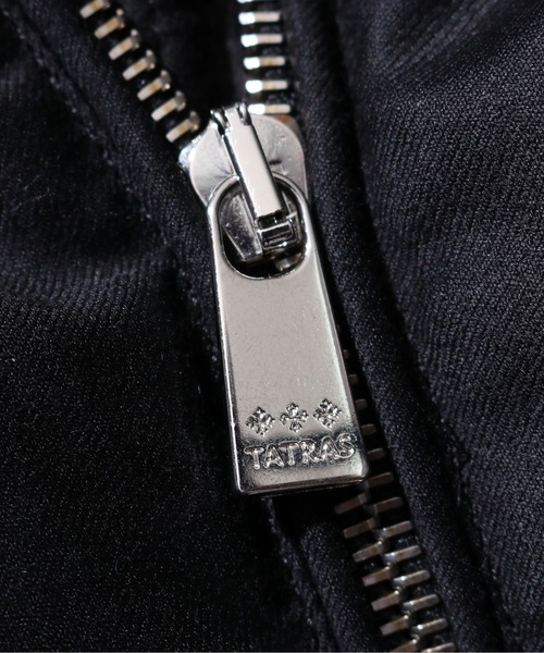 TATRAS(タトラス)の「TATRAS/タトラス DOMIZIANO ドミッツィアーノ ダウンジャケット ジップポケット シルクウール フード付き(ダウンジャケット/コート・メンズ・ブラック・2/3/5/4/1)」の4枚目の写真