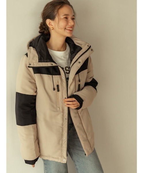 fifth(フィフス)の「配色切り替え中綿ダウンジャケット(ダウンジャケット/コート・レディース・カーキ/ベージュ・MEDIUM)」の3枚目の写真