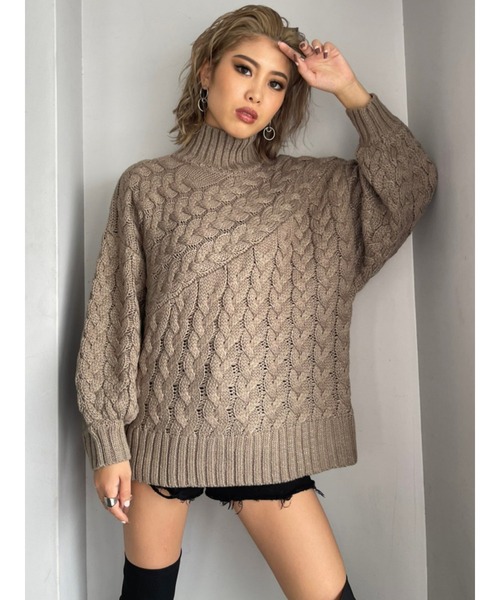 EGOIST（エゴイスト）の「ケーブルボリュームニットトップス（ニット/セーター・レディース・ブラック/アイボリー/ライトブラウン・FREE）」の7枚目の写真