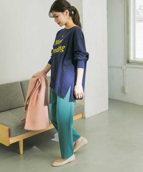 URBAN RESEARCH（アーバンリサーチ）の「サイドスリットロゴプルオーバー（Tシャツ/カットソー・レディース・ネイビー/オフホワイト・FREE）」の10枚目の写真