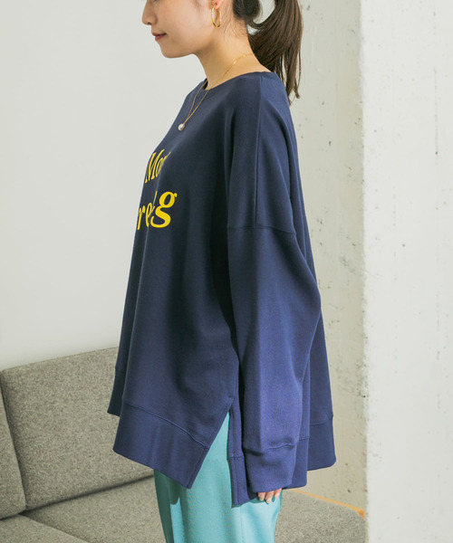 URBAN RESEARCH（アーバンリサーチ）の「サイドスリットロゴプルオーバー（Tシャツ/カットソー・レディース・ネイビー/オフホワイト・FREE）」の7枚目の写真