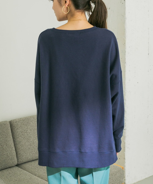 URBAN RESEARCH（アーバンリサーチ）の「サイドスリットロゴプルオーバー（Tシャツ/カットソー・レディース・ネイビー/オフホワイト・FREE）」の13枚目の写真