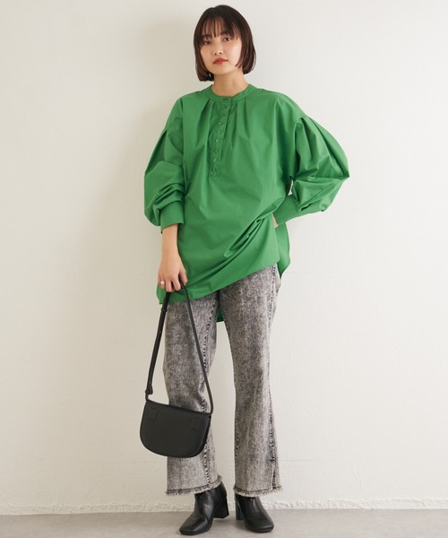 LAVEANGE（ラビアンジェ）の「釦ディティールブラウス（シャツ/ブラウス・レディース・オフホワイト/イエロー/グリーン/ライトブルー・3L/L/M/4L/LL）」の19枚目の写真