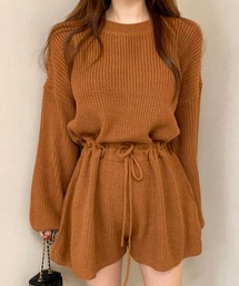 背開きニットオールインワン