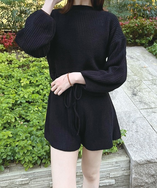 SPIGA（スピーガ）の「背開きニットオールインワン（サロペット/オーバーオール・レディース・ブラック/ベージュ/キャメル・FREE）」の2枚目の写真