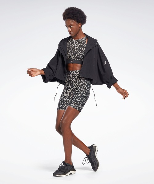 Reebok（リーボック）の「モダン サファリ ブラレット / Modern Safari Bralette（スポーツブラ・レディース・ブラック/レッド系その他・SMALL/MEDIUM/LARGE/X-LARGE/X-SMALL）」の13枚目の写真