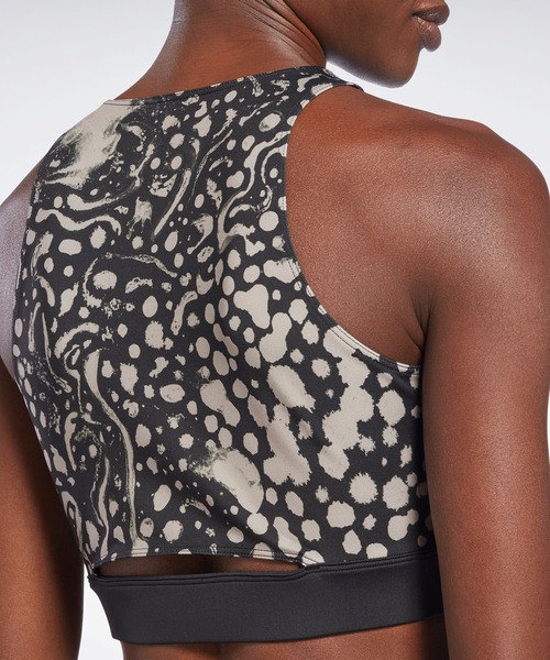 Reebok（リーボック）の「モダン サファリ ブラレット / Modern Safari Bralette（スポーツブラ・レディース・ブラック/レッド系その他・SMALL/MEDIUM/LARGE/X-LARGE/X-SMALL）」の12枚目の写真