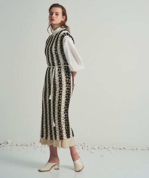 PUBLIC TOKYO(パブリックトウキョウ)の「サテンマーメイドスカート(スカート・レディース・ブラック/カーキ/イエロー・FREE)」の6枚目の写真