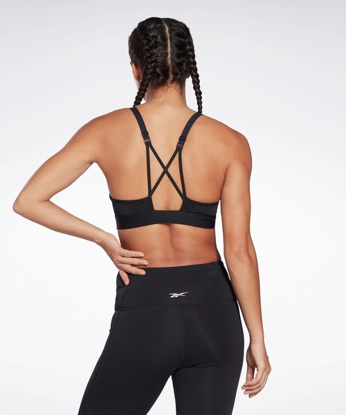 Reebok（リーボック）の「ラックス ストラップ スポーツブラ / Lux Strap Sports Bra（スポーツブラ・レディース・ブラック/ピンク/ライトグレー・SMALL/MEDIUM/LARGE/X-LARGE/X-SMALL）」の14枚目の写真