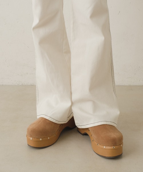 Kastane（カスタネ）の「【カタログ掲載アイテム】イージースリムサロペット（サロペット/オーバーオール・レディース・インディゴブルー/ホワイト/ブラック・1/2）」の5枚目の写真