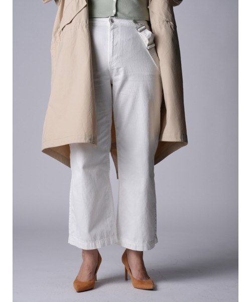 GAP(ギャップ)の「FREE&FLOW デニム サスペンダー サロペット(サロペット/オーバーオール・レディース・ホワイト・30/23/24/25/26/27/28/29)」の9枚目の写真