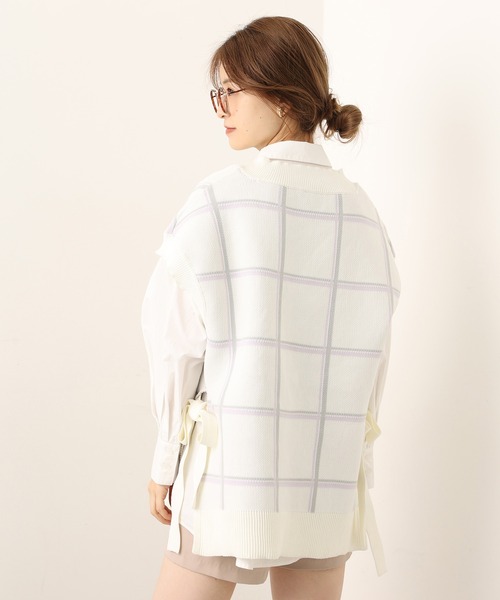 one after another NICE CLAUP（ワンアフターアナザーナイスクラップ）の「サイドリボンチェックニットベスト（ベスト・レディース・ホワイト系その他/ブラック系その他/ベージュ系その他・FREE）」の9枚目の写真