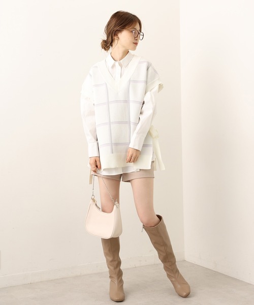one after another NICE CLAUP（ワンアフターアナザーナイスクラップ）の「サイドリボンチェックニットベスト（ベスト・レディース・ホワイト系その他/ブラック系その他/ベージュ系その他・FREE）」の4枚目の写真