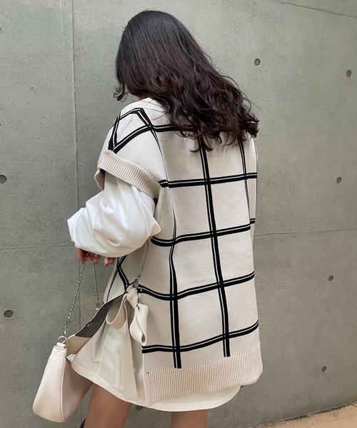 one after another NICE CLAUP（ワンアフターアナザーナイスクラップ）の「サイドリボンチェックニットベスト（ベスト・レディース・ホワイト系その他/ブラック系その他/ベージュ系その他・FREE）」の13枚目の写真