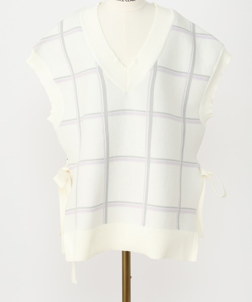 one after another NICE CLAUP（ワンアフターアナザーナイスクラップ）の「サイドリボンチェックニットベスト（ベスト・レディース・ホワイト系その他/ブラック系その他/ベージュ系その他・FREE）」の16枚目の写真