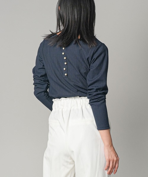 mili an deni（ミリアンデニ）の「バックパールリブカットソートップス（Tシャツ/カットソー・レディース・ブラック/ネイビー/オフホワイト/ダークブルー・M/L）」の12枚目の写真