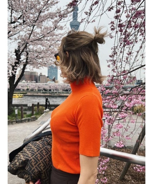 AMAIL（アマイル）の「Fashionable half tops（Tシャツ/カットソー・レディース・ピンク/オレンジ/ホワイト×ブラック/ブルー・FREE）」の4枚目の写真