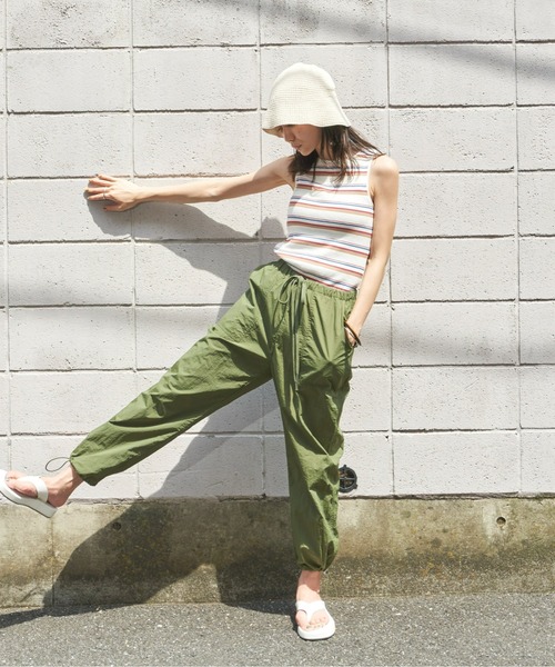 Auntie Rosa Holiday(アンティローザホリデー)の「マルチボーダーカップ付きアメスリタンク(タンクトップ・レディース・オフホワイト/ブルー・FREE)」の10枚目の写真