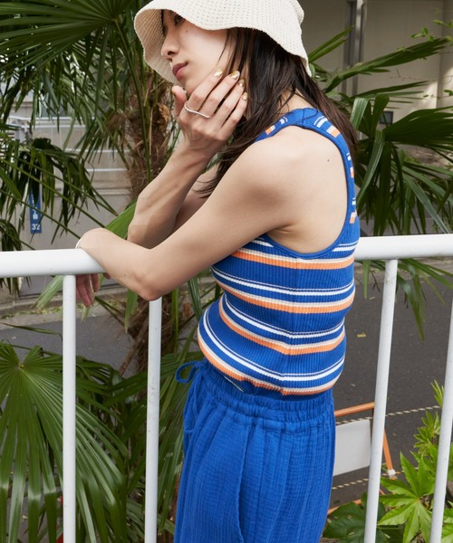 Auntie Rosa Holiday(アンティローザホリデー)の「マルチボーダーカップ付きアメスリタンク(タンクトップ・レディース・オフホワイト/ブルー・FREE)」の14枚目の写真