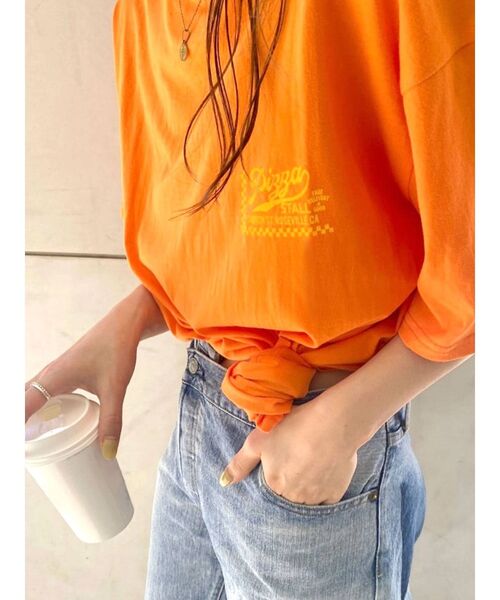 Ungrid（アングリッド）の「PIZZAロゴルーズTee（Tシャツ/カットソー・レディース・ベージュ/オフホワイト/オレンジ/ブルー・FREE）」の10枚目の写真