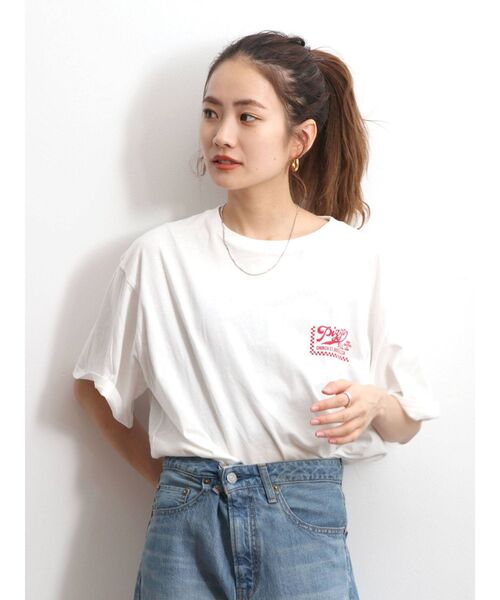 Ungrid（アングリッド）の「PIZZAロゴルーズTee（Tシャツ/カットソー・レディース・ベージュ/オフホワイト/オレンジ/ブルー・FREE）」の21枚目の写真