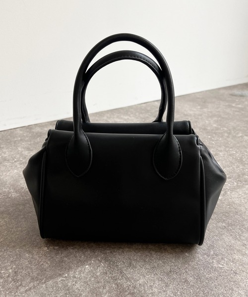 DouDou（ドゥドゥ）の「【WEB限定】スムースPUミニバッグ（ハンドバッグ・レディース・ブラック/ベージュ/グリーン/パープル・FREE）」の2枚目の写真