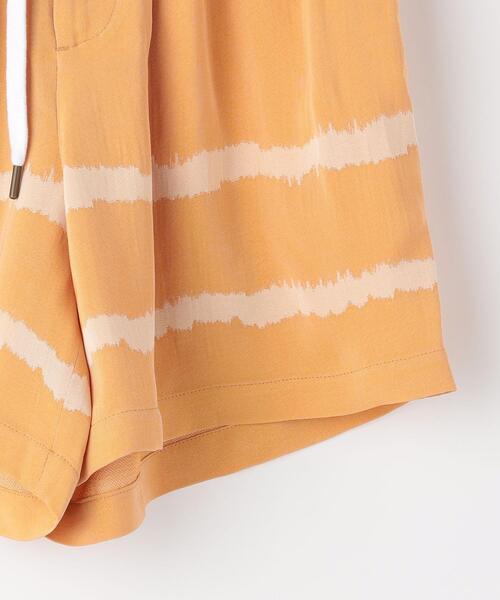 CMMN SWDN（コモンスウェーデン）の「＜CMMN SWDN＞ ENZO SHORTS/ショートパンツ（その他パンツ・メンズ・ブラック/オレンジ・46/44）」の8枚目の写真