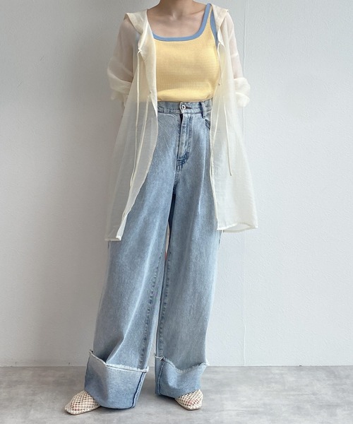 w closet(ダブルクローゼット)の「カップ付きバッククロスタンクトップ(タンクトップ・レディース・グリーン/ピンク系その他/ホワイト×イエロー・FREE)」の17枚目の写真