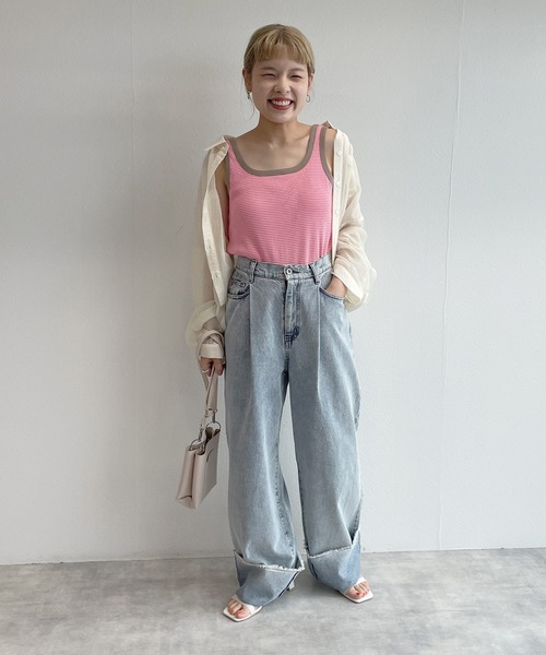 w closet(ダブルクローゼット)の「カップ付きバッククロスタンクトップ(タンクトップ・レディース・グリーン/ピンク系その他/ホワイト×イエロー・FREE)」の21枚目の写真